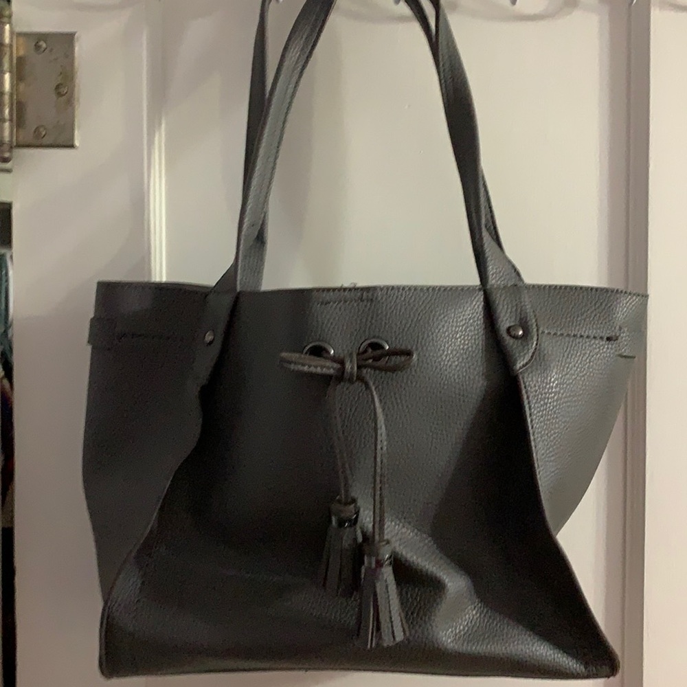 Jessica Simpson purse